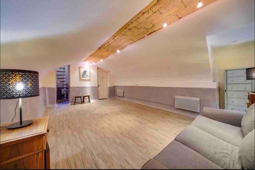 Villa Place St Pierre - Bordeaux Centre - 4 Pers Экстерьер фото